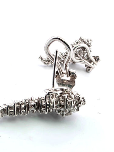 Boucles d'oreilles Boucles d'oreilles en or blanc massif 18 carats avec diamants 58 Facettes