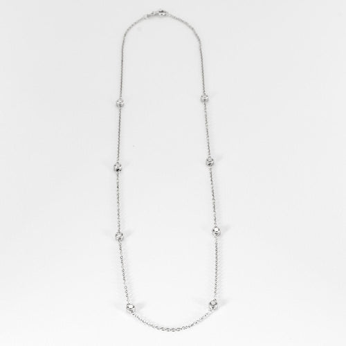 Collier Collier en or blanc et diamants 58 Facettes B240626