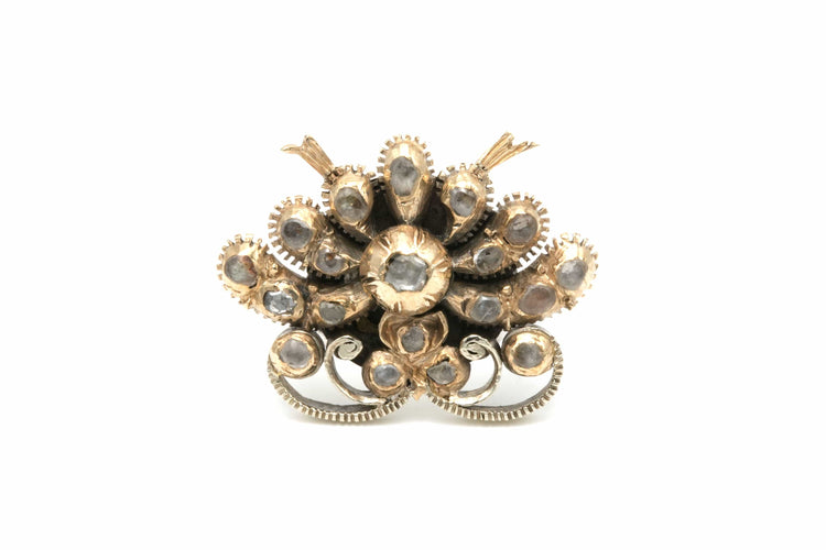 Bague 56 Bague Napoléon III en or jaune et argent sertie de diamants 58 Facettes B516