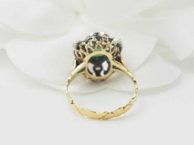 Bague 55 Bague ancienne en or jaune, émeraude et roses 58 Facettes 33262