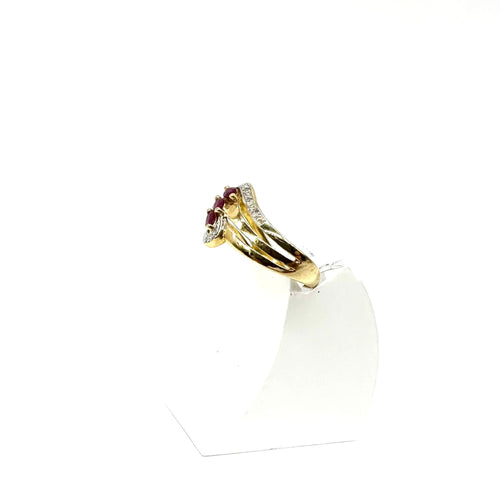 Bague 56 Bague or bicolore, rubis et diamants 58 Facettes Z15B51584