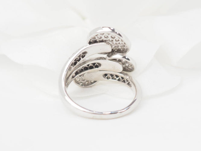 Bague 55 Bague en or blanc et diamants 58 Facettes 33085