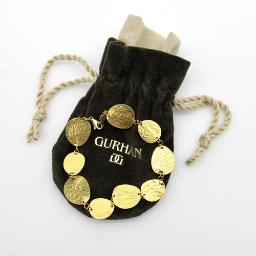 24K Gold Gurhan Lush Collection Hand-Hammered Disc Bracelet 58 Facettes A2006P