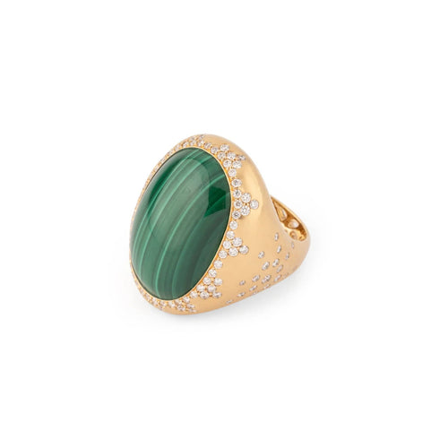 Bague 54 Bague or jaune brossée ornée d'une malachite 58 Facettes 1