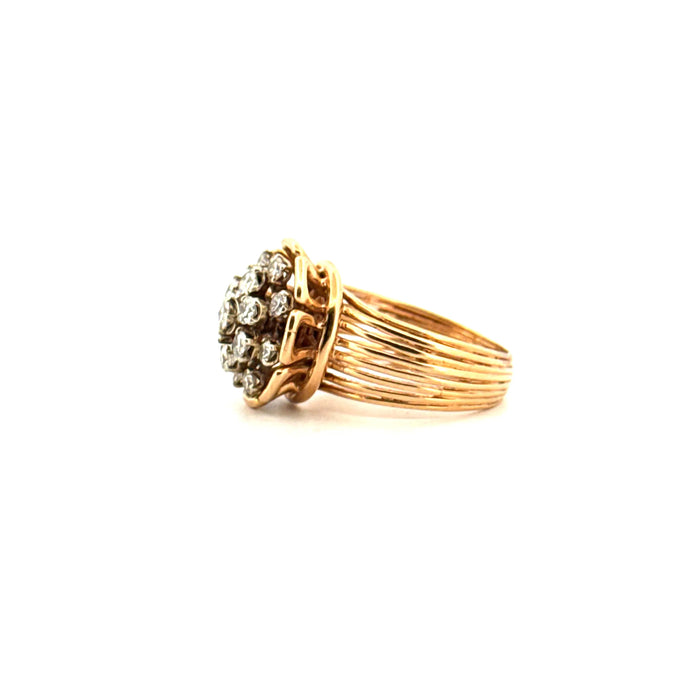 Pavé-Ring aus Gelbgold mit Diamanten