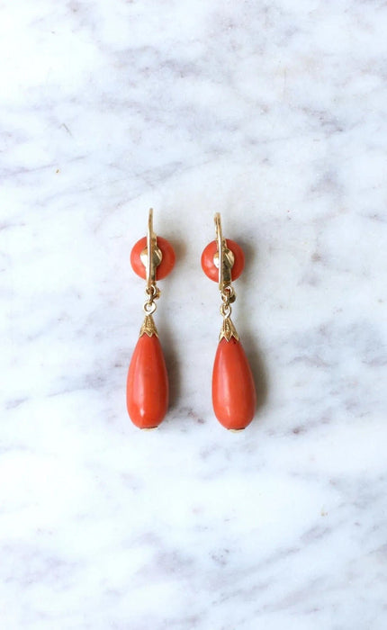 Pendientes oro amarillo viejo, coral