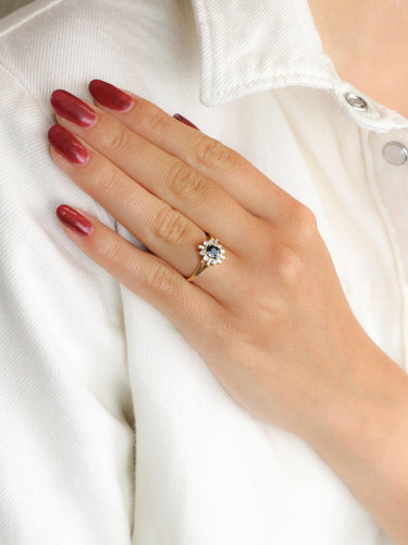 Bague 52.5 Bague marguerite or jaune saphir diamants 58 Facettes 1CA0000011/1