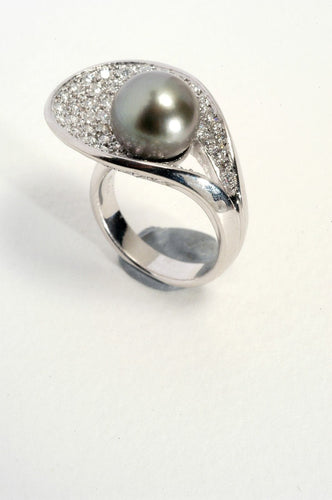 Bague 52 Bague avec perle de Tahiti et diamants 58 Facettes AG-20X1354