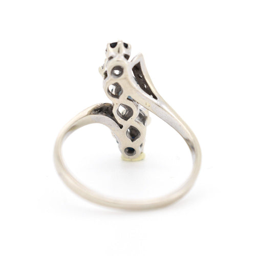 Bague 54 Bague Vintage Or blanc 18 Carats, Saphir et Diamants - 1960 58 Facettes 390