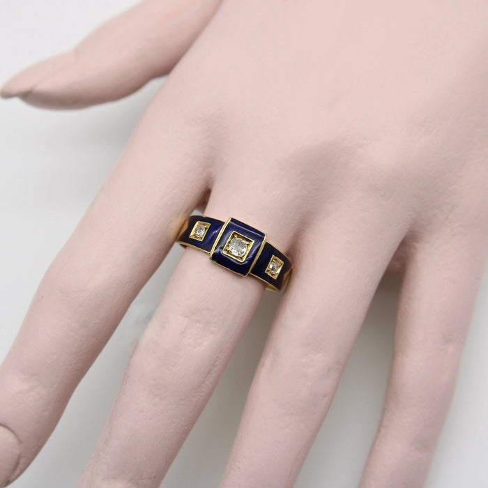 Bague 18K Gold Early Victorian Diamond Trilogy Ring with Blue Enamel Details 58 Facettes