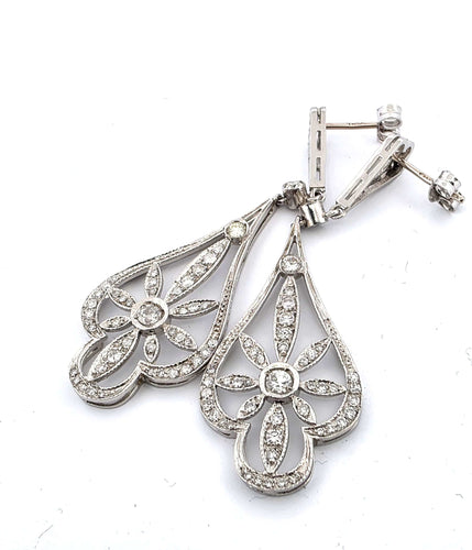 Boucles d'oreilles Boucles d'oreilles en platine serties de diamants 58 Facettes