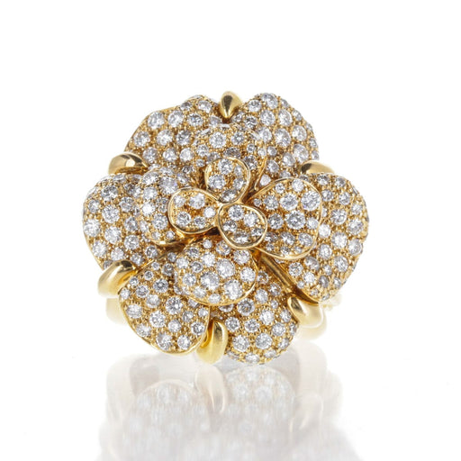 Bague 52 CHANEL - Bague Camelia Or jaune et Diamants 58 Facettes 2.19112