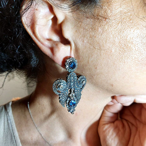 Boucles d'oreilles Boucles d'oreilles en or jaune et argent avec saphirs et diamants 58 Facettes G3576