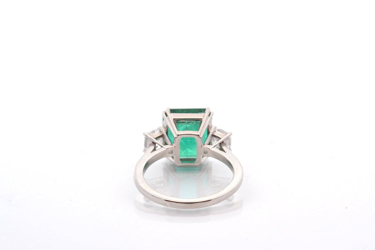 Bague 53 Bague émeraude de 5,84cts et diamants 58 Facettes 27217-27357-27248-27249