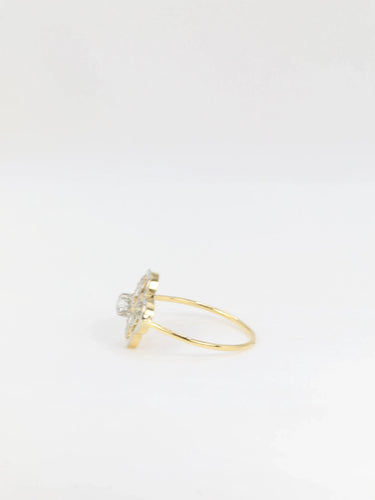 Bague Bague trèfle en or et pierre blanche 58 Facettes 451