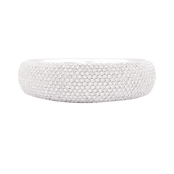 Brazalete de oro blanco, pavé de diamantes.