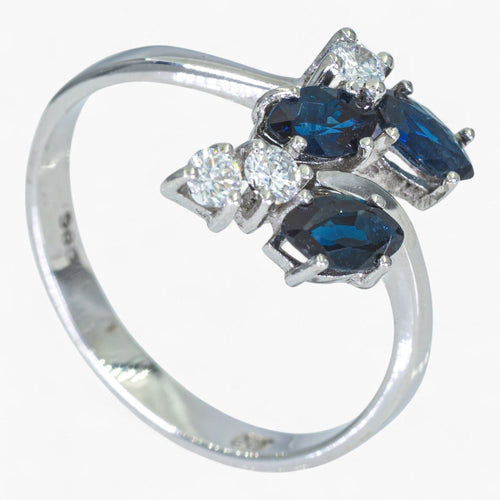 Bague Bague en or 14 carats – Diamant 0,15 ct et saphir 0,63 ct 58 Facettes AN84