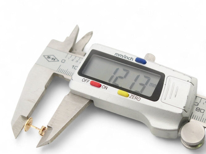 Boucles d'oreilles boucles d'oreilles puces CARTIER c en or rose diamant 0.48ct s 58 Facettes 270984