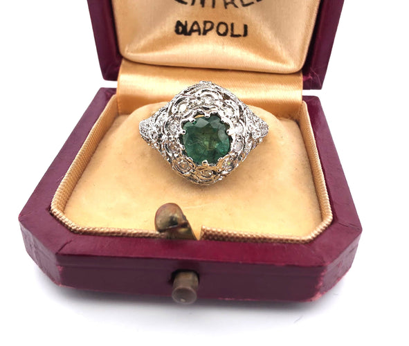 Bague 53 Bague en platine avec émeraude et diamants 58 Facettes