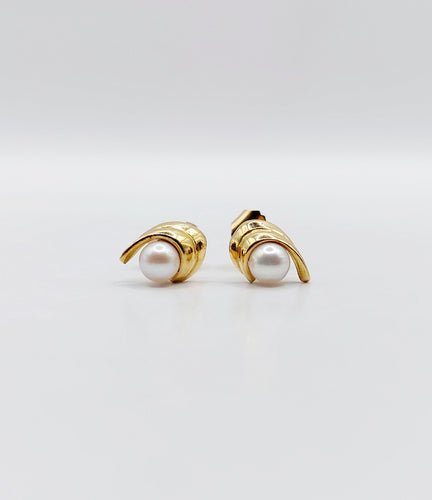 Boucles d'oreilles Puces d'oreilles vintage or jaune perles de cultures 58 Facettes A03213