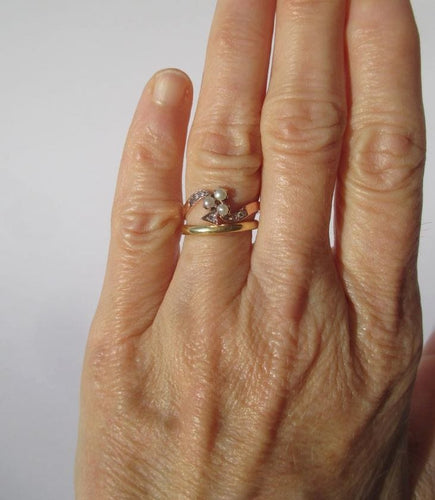 Bague 53.5 Bague 19e trèfle porte bonheur or rose, demies perles fines, diamants 58 Facettes
