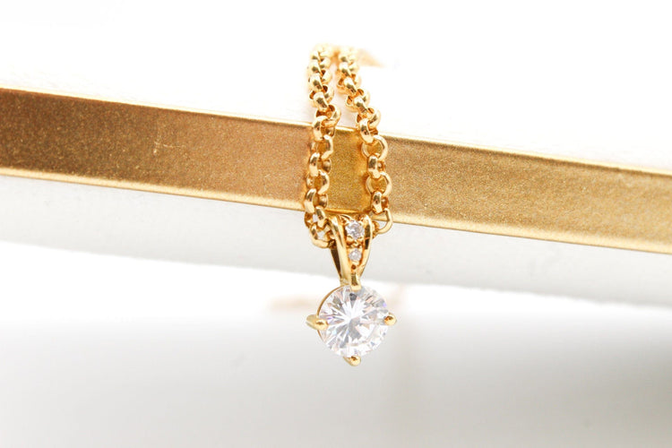 Pendentif Pendentif or jaune, diamants 58 Facettes 240306