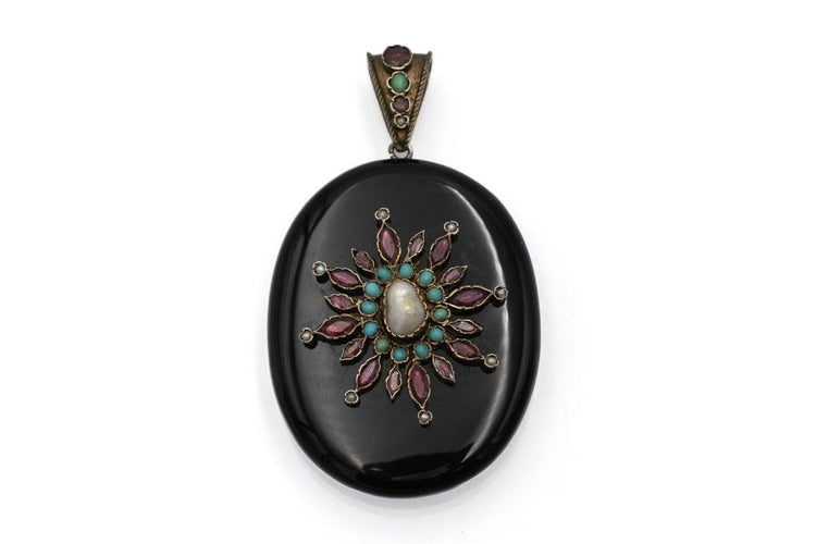 Pendentif Médaillon antique en onyx avec perles, grenats et turquoises. 58 Facettes 11313