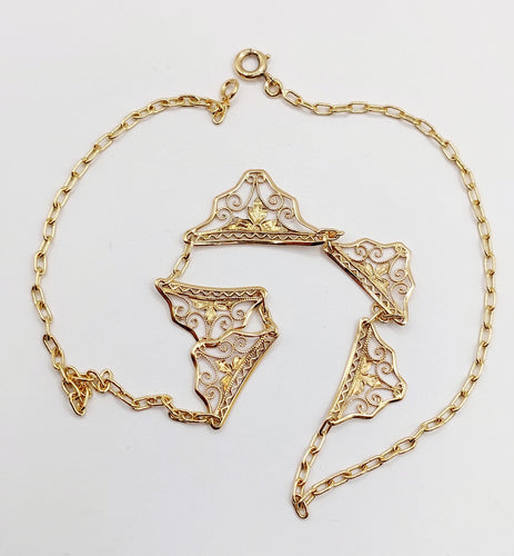 Collier Collier Art Nouveau or jaune, motifs filigranés 40cm 58 Facettes A06381