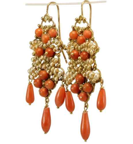 Boucles d'oreilles Boucles d'oreilles anciennes en perles de corail et filigrane d'or jaune 58 Facettes 7712