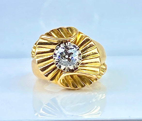 Bague 50 Bague en or jaune, diamant, vers 1940/1960 58 Facettes AB466