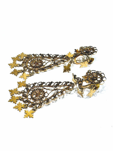 Boucles d'oreilles Paire de boucles d’oreilles pendantes Méditerranéenne en or rose 58 Facettes