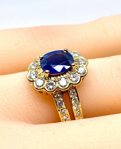 Bague 52 Bague marguerite en or jaune 18 carats, saphir et diamants 58 Facettes AB494