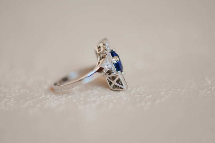 Bague 49 Art Déco platinum blue sapphire ring 58 Facettes