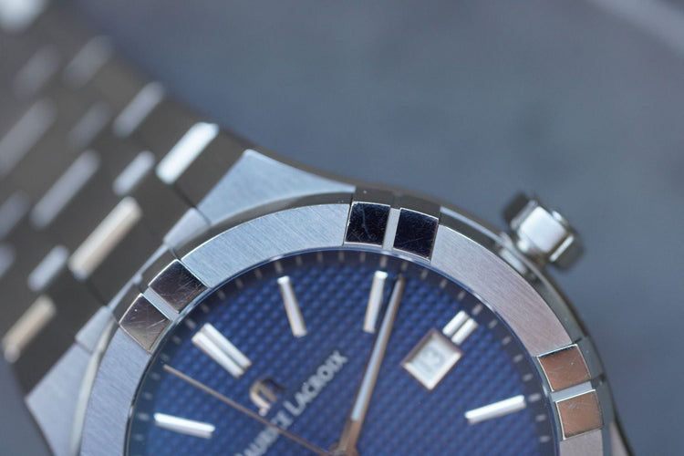 Montre Maurice Lacroix Aikon AI6008-SS002-430-2 58 Facettes