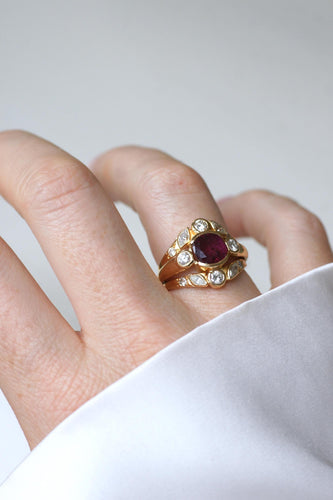 Bague 54 Bague vintage or jaune, rubis 1,94 ct, diamants 58 Facettes