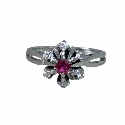 Bague 49 Bague marguerite or blanc, rubis, diamants 58 Facettes 229