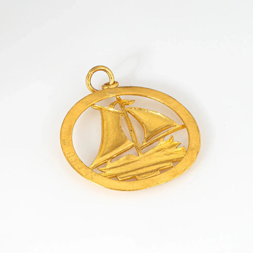 Pendentif Pendentif voilier en or jaune 58 Facettes G13720