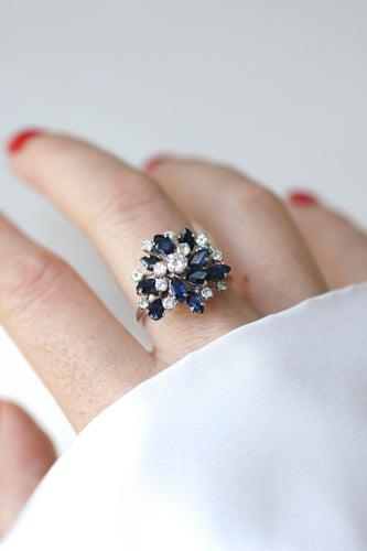 Bague 58.5 Bague Fil Cocktail Saphir et Diamants sur Or Blanc 58 Facettes