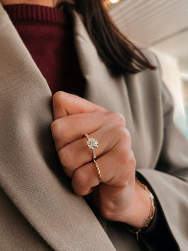 Bague 53 Yellow gold old european diamond ring 58 Facettes