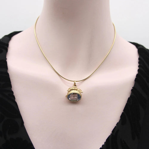 Porte-clés italien vintage en or avec pierre en pâte bleue 58 Facettes A10033