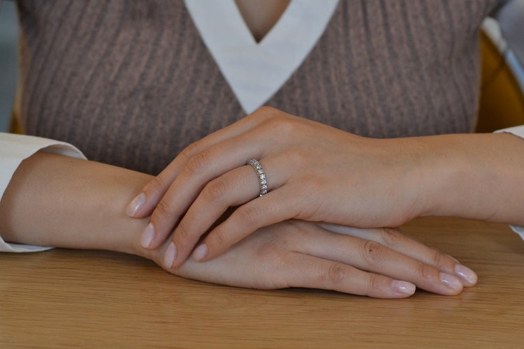 Vielsesring diamanter i 18k guld 