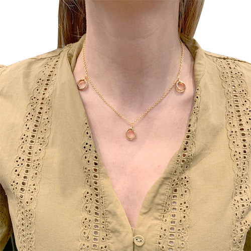 Collier Collier Cartier "Trinity" trois ors. 58 Facettes 34047