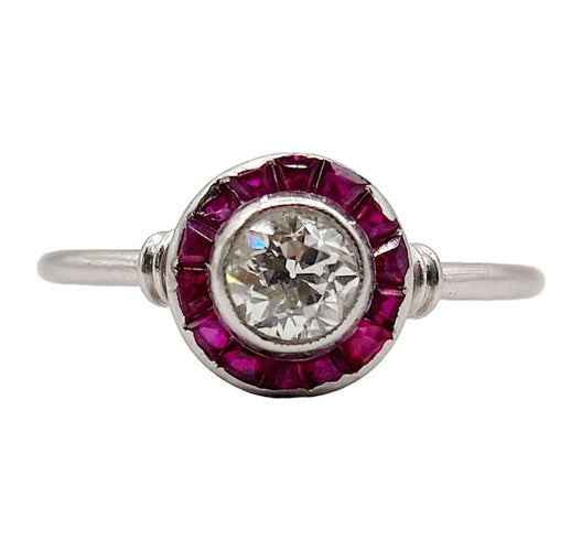 Bague 54.5 Bague cible art deco Platine diamant taille ancienne et rubis synthétiques calibrés (circa 1910) 58 Facettes A05992