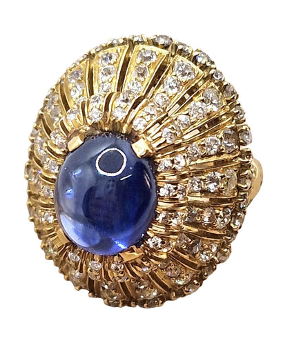 Bague Bague vintage de style trombino avec saphir cabochon et diamants en or jaune 18 carats 58 Facettes