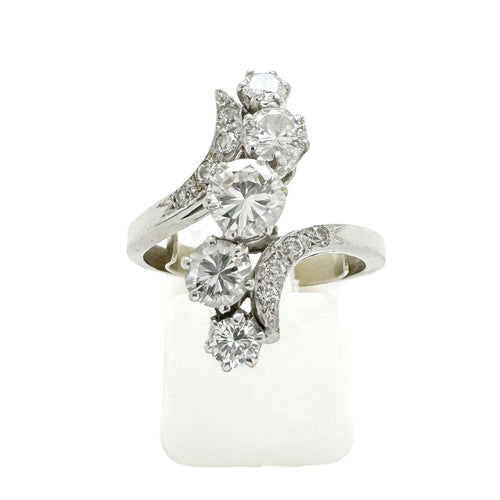 Bague 52 Bague or blanc diamants 58 Facettes