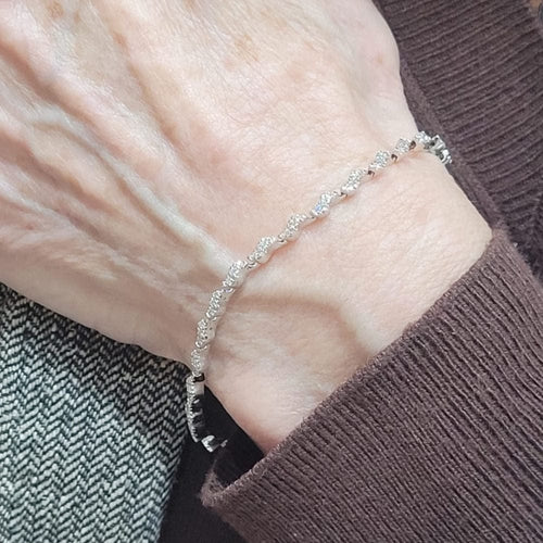 Náramek Náramek z bílého zlata 18k a briliantových diamantů 58 Facettes 4G747