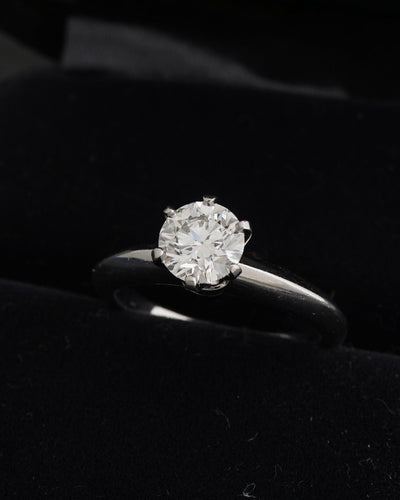 Bague 50 Tiffany & Co - Bague Tiffany Setting en platine et diamants 58 Facettes