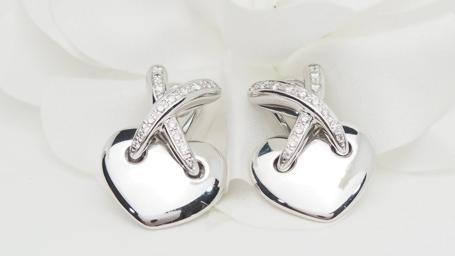 Boucles d'oreilles Boucles d'oreilles CHAUMET Liens en or blanc et diamants 58 Facettes 32735