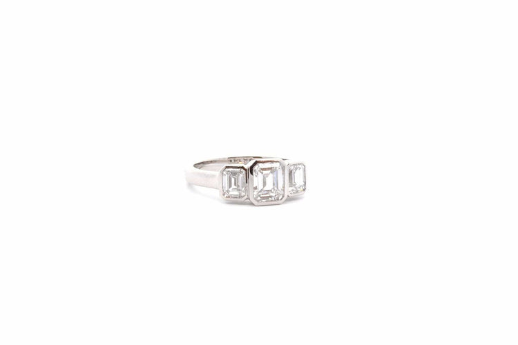 Bague 52.5 Bague diamant taille émeraude 1,03cts F/SI2 58 Facettes 24407-26413D-26533