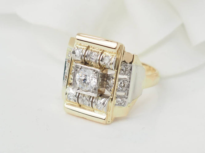 Bague 53 Bague Tank en or jaune et diamants 58 Facettes 33526